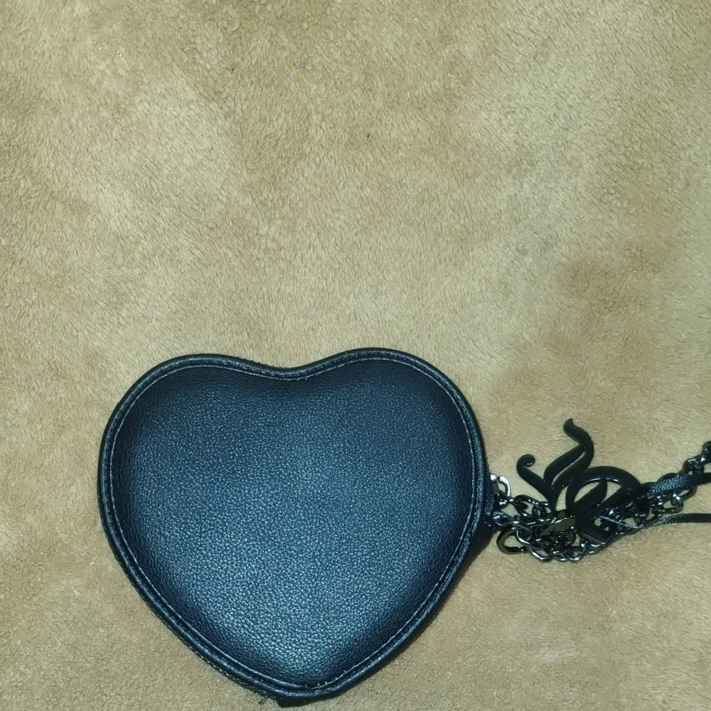 Juicy Couture Black Heart Key Holder – Sparkling Accents – Y2K Charm